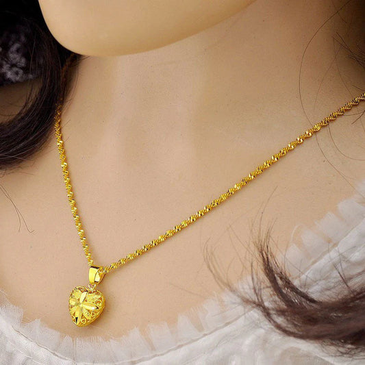 Aura Gold Heart Necklace Gold Plated